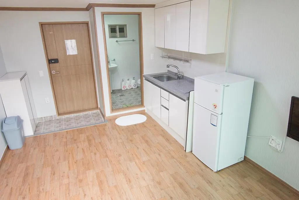 Stay House Busan Konukevi